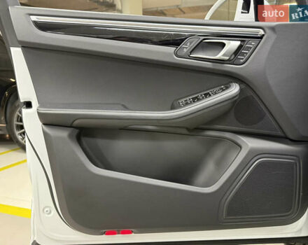 Белый Порше Масан, объемом двигателя 2.89 л и пробегом 3 тыс. км за 72000 $, фото 50 на Automoto.ua