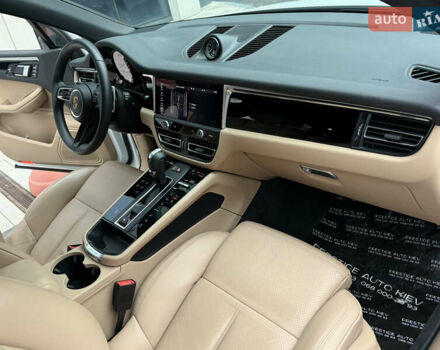 Белый Порше Масан, объемом двигателя 1.98 л и пробегом 37 тыс. км за 69000 $, фото 46 на Automoto.ua