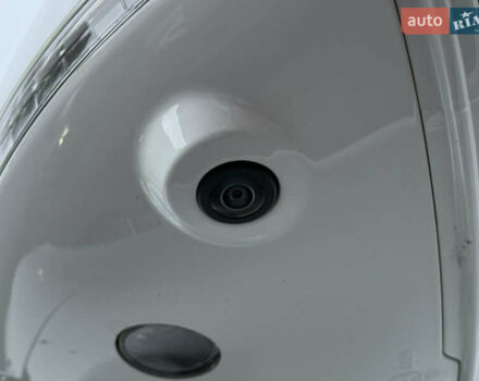 Порше Масан 2023 у Києві на Automoto.ua Білий Порше Масан, об'ємом двигуна 1.98 л та пробігом 37 тис. км за 68000 $, фото 38 на Automoto.ua