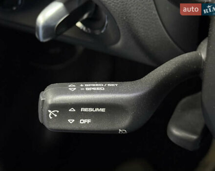 Белый Порше Масан, объемом двигателя 2.89 л и пробегом 3 тыс. км за 72000 $, фото 67 на Automoto.ua