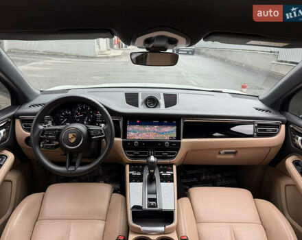 Порше Масан 2023 у Києві на Automoto.ua Білий Порше Масан, об'ємом двигуна 1.98 л та пробігом 37 тис. км за 68000 $, фото 61 на Automoto.ua
