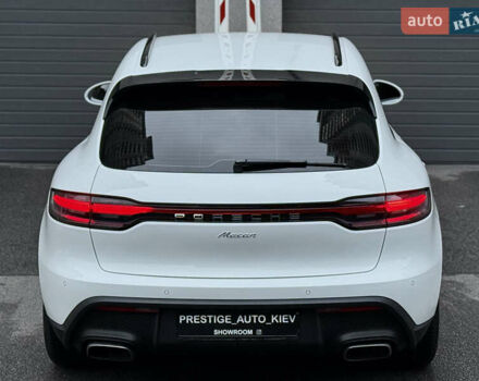 Белый Порше Масан, объемом двигателя 1.98 л и пробегом 37 тыс. км за 69000 $, фото 17 на Automoto.ua