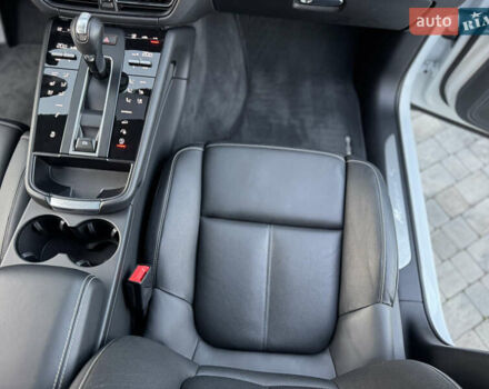 Білий Порше Масан, об'ємом двигуна 2.89 л та пробігом 2 тис. км за 72500 $, фото 90 на Automoto.ua