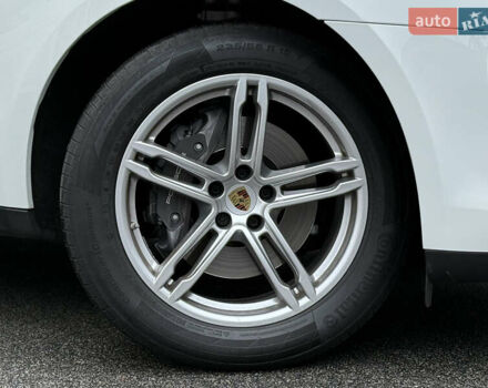 Порше Масан 2023 у Києві на Automoto.ua Білий Порше Масан, об'ємом двигуна 1.98 л та пробігом 37 тис. км за 68000 $, фото 35 на Automoto.ua