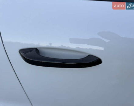 Білий Порше Масан, об'ємом двигуна 2.89 л та пробігом 2 тис. км за 72500 $, фото 76 на Automoto.ua