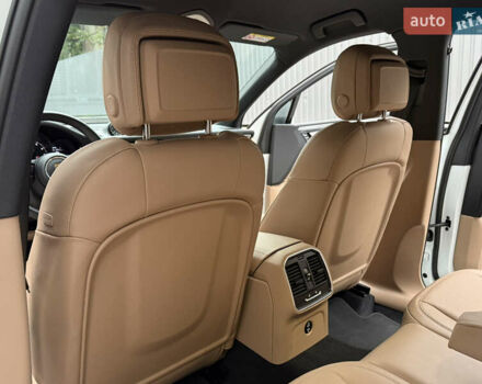 Белый Порше Масан, объемом двигателя 1.98 л и пробегом 37 тыс. км за 69000 $, фото 49 на Automoto.ua