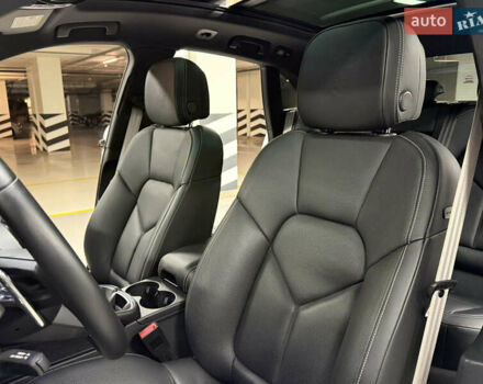 Белый Порше Масан, объемом двигателя 2.89 л и пробегом 3 тыс. км за 72000 $, фото 36 на Automoto.ua