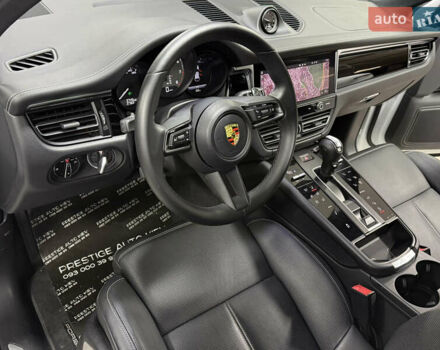 Белый Порше Масан, объемом двигателя 2.89 л и пробегом 3 тыс. км за 72000 $, фото 37 на Automoto.ua