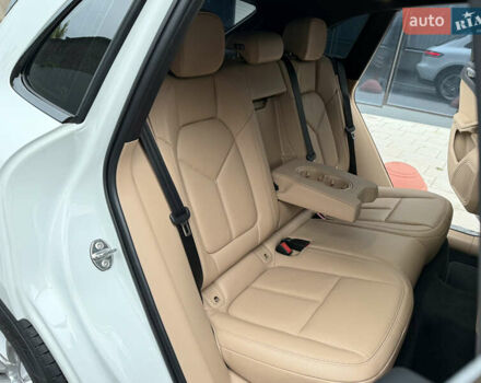 Белый Порше Масан, объемом двигателя 1.98 л и пробегом 37 тыс. км за 69000 $, фото 51 на Automoto.ua