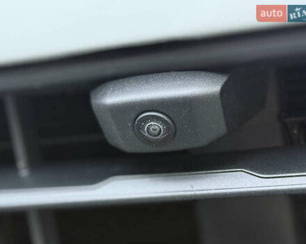 Белый Порше Масан, объемом двигателя 1.98 л и пробегом 37 тыс. км за 69000 $, фото 35 на Automoto.ua