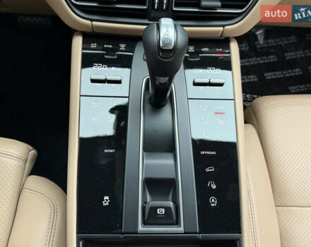 Белый Порше Масан, объемом двигателя 1.98 л и пробегом 37 тыс. км за 69000 $, фото 69 на Automoto.ua