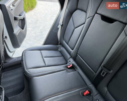 Білий Порше Масан, об'ємом двигуна 2.89 л та пробігом 2 тис. км за 72500 $, фото 101 на Automoto.ua