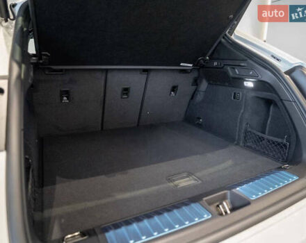 Білий Порше Масан, об'ємом двигуна 0 л та пробігом 17 тис. км за 87800 $, фото 15 на Automoto.ua