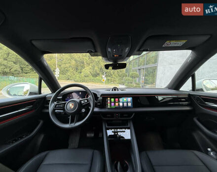 Белый Порше Масан, объемом двигателя 0 л и пробегом 17 тыс. км за 86800 $, фото 13 на Automoto.ua