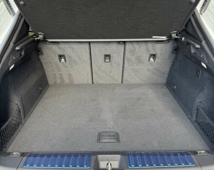 Белый Порше Масан, объемом двигателя 0 л и пробегом 17 тыс. км за 86800 $, фото 19 на Automoto.ua