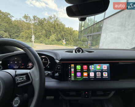 Белый Порше Масан, объемом двигателя 0 л и пробегом 17 тыс. км за 86800 $, фото 16 на Automoto.ua