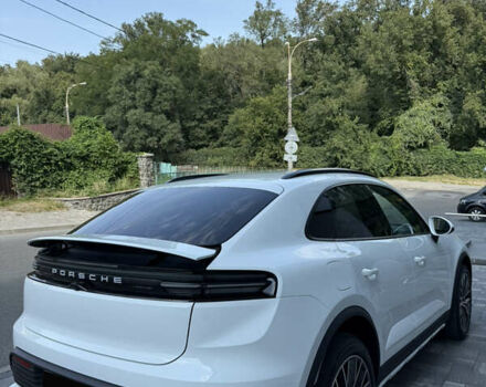 Белый Порше Масан, объемом двигателя 0 л и пробегом 17 тыс. км за 86800 $, фото 10 на Automoto.ua