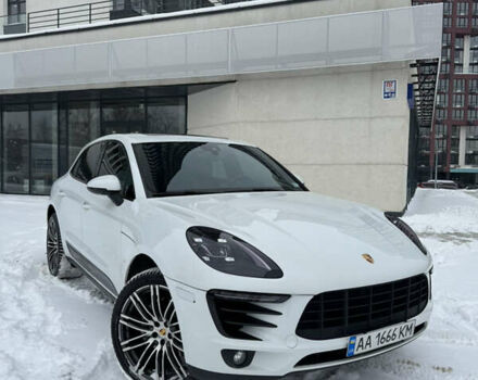 Белый Порше Масан, объемом двигателя 3 л и пробегом 124 тыс. км за 32900 $, фото 1 на Automoto.ua