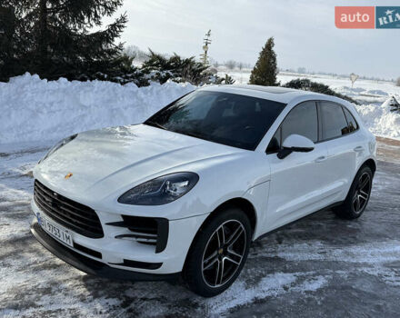 Белый Порше Масан, объемом двигателя 3 л и пробегом 49 тыс. км за 53000 $, фото 1 на Automoto.ua