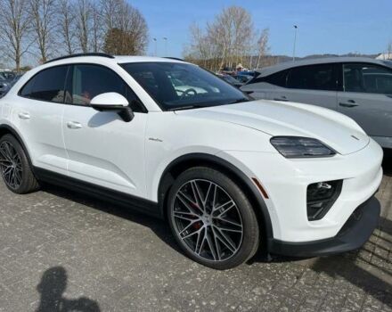 Белый Порше Масан, объемом двигателя 0 л и пробегом 1 тыс. км за 95000 $, фото 1 на Automoto.ua