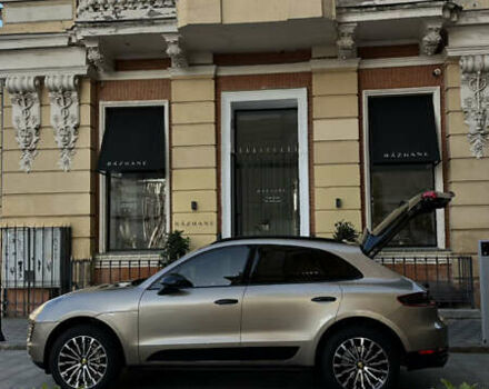 Бежевый Порше Масан, объемом двигателя 3 л и пробегом 93 тыс. км за 33500 $, фото 6 на Automoto.ua