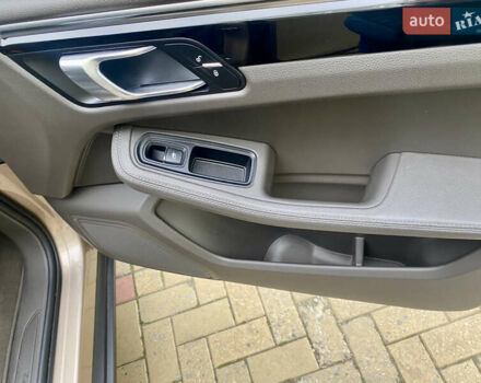 Бежевий Порше Масан, об'ємом двигуна 1.98 л та пробігом 53 тис. км за 39500 $, фото 14 на Automoto.ua