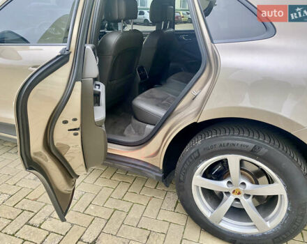 Бежевий Порше Масан, об'ємом двигуна 1.98 л та пробігом 53 тис. км за 39500 $, фото 12 на Automoto.ua