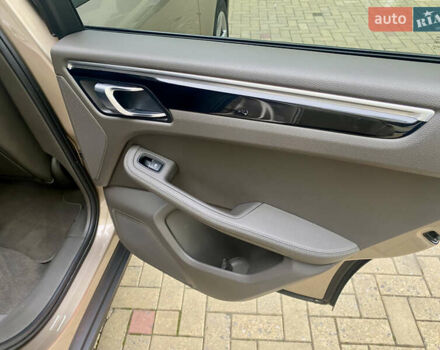 Бежевий Порше Масан, об'ємом двигуна 1.98 л та пробігом 53 тис. км за 39500 $, фото 15 на Automoto.ua