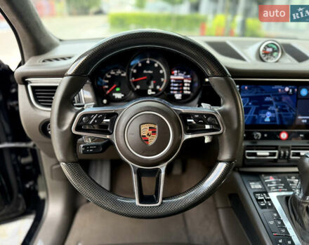 Черный Порше Масан, объемом двигателя 3.6 л и пробегом 145 тыс. км за 26500 $, фото 39 на Automoto.ua