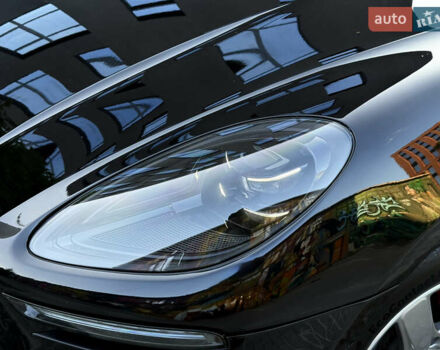 Черный Порше Масан, объемом двигателя 3.6 л и пробегом 145 тыс. км за 26500 $, фото 3 на Automoto.ua