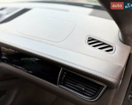 Черный Порше Масан, объемом двигателя 3.6 л и пробегом 145 тыс. км за 26500 $, фото 64 на Automoto.ua