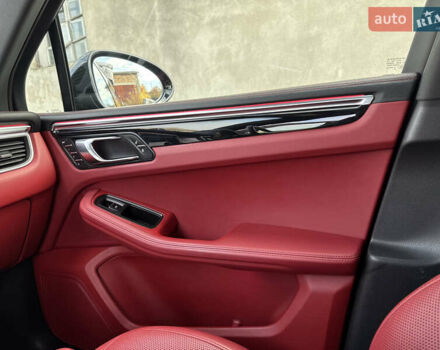 Черный Порше Масан, объемом двигателя 3 л и пробегом 179 тыс. км за 28900 $, фото 41 на Automoto.ua