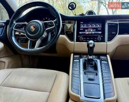 Черный Порше Масан, объемом двигателя 1.98 л и пробегом 137 тыс. км за 26900 $, фото 86 на Automoto.ua