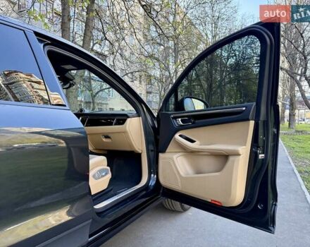 Черный Порше Масан, объемом двигателя 1.98 л и пробегом 137 тыс. км за 26900 $, фото 70 на Automoto.ua