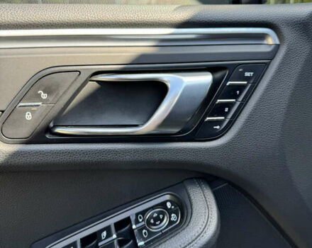 Черный Порше Масан, объемом двигателя 1.98 л и пробегом 56 тыс. км за 40000 $, фото 22 на Automoto.ua