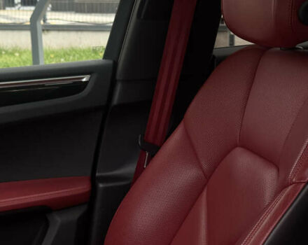 Порше Масан 2018 у Києві на Automoto.ua Чорний Порше Масан, об'ємом двигуна 1.98 л та пробігом 102 тис. км за 40000 $, фото 4 на Automoto.ua