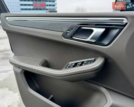 Черный Порше Масан, объемом двигателя 1.98 л и пробегом 104 тыс. км за 36999 $, фото 38 на Automoto.ua