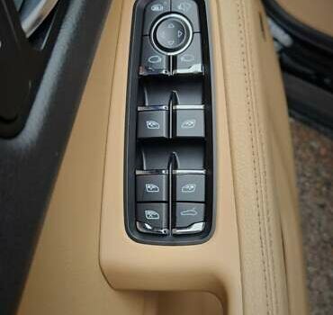 Порше Масан 2018 в Киеве на Automoto.ua Черный Порше Масан, объемом двигателя 1.98 л и пробегом 80 тыс. км за 33000 $, фото 13 на Automoto.ua