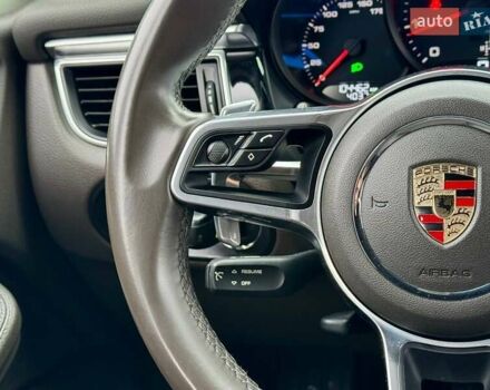 Черный Порше Масан, объемом двигателя 1.98 л и пробегом 104 тыс. км за 36999 $, фото 33 на Automoto.ua