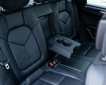 Порше Масан 2019 у Києві на Automoto.ua Чорний Порше Масан, об'ємом двигуна 3 л та пробігом 99 тис. км за 55000 $, фото 27 на Automoto.ua