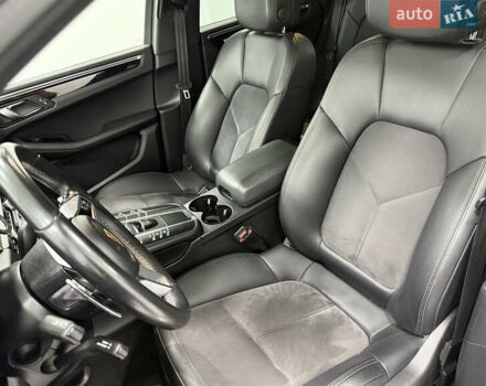 Порше Масан 2019 у Одесі на Automoto.ua Чорний Порше Масан, об'ємом двигуна 3 л та пробігом 89 тис. км за 39000 $, фото 25 на Automoto.ua