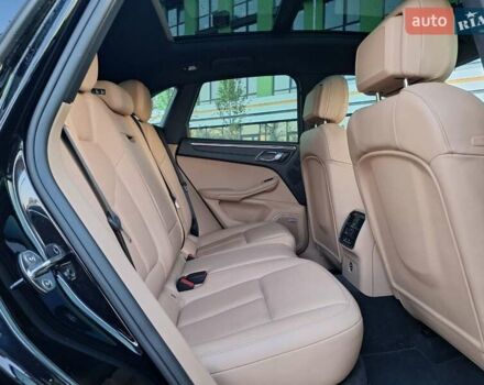 Чорний Порше Масан, об'ємом двигуна 2 л та пробігом 85 тис. км за 49999 $, фото 14 на Automoto.ua