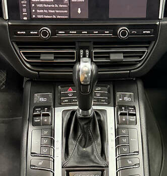 Порше Масан 2019 у Одесі на Automoto.ua Чорний Порше Масан, об'ємом двигуна 3 л та пробігом 89 тис. км за 39000 $, фото 26 на Automoto.ua