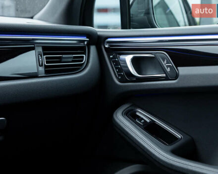 Порше Масан 2019 у Києві на Automoto.ua Чорний Порше Масан, об'ємом двигуна 3 л та пробігом 99 тис. км за 55000 $, фото 21 на Automoto.ua