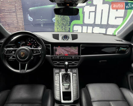 Черный Порше Масан, объемом двигателя 1.98 л и пробегом 70 тыс. км за 47990 $, фото 17 на Automoto.ua