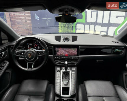 Черный Порше Масан, объемом двигателя 1.98 л и пробегом 70 тыс. км за 47990 $, фото 48 на Automoto.ua