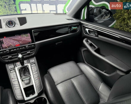 Черный Порше Масан, объемом двигателя 1.98 л и пробегом 70 тыс. км за 47990 $, фото 32 на Automoto.ua