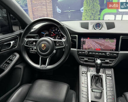 Черный Порше Масан, объемом двигателя 1.98 л и пробегом 70 тыс. км за 47990 $, фото 18 на Automoto.ua