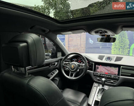 Черный Порше Масан, объемом двигателя 1.98 л и пробегом 70 тыс. км за 47990 $, фото 15 на Automoto.ua