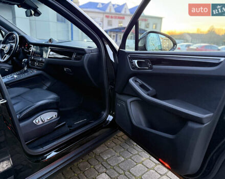 Черный Порше Масан, объемом двигателя 1.98 л и пробегом 45 тыс. км за 49900 $, фото 29 на Automoto.ua